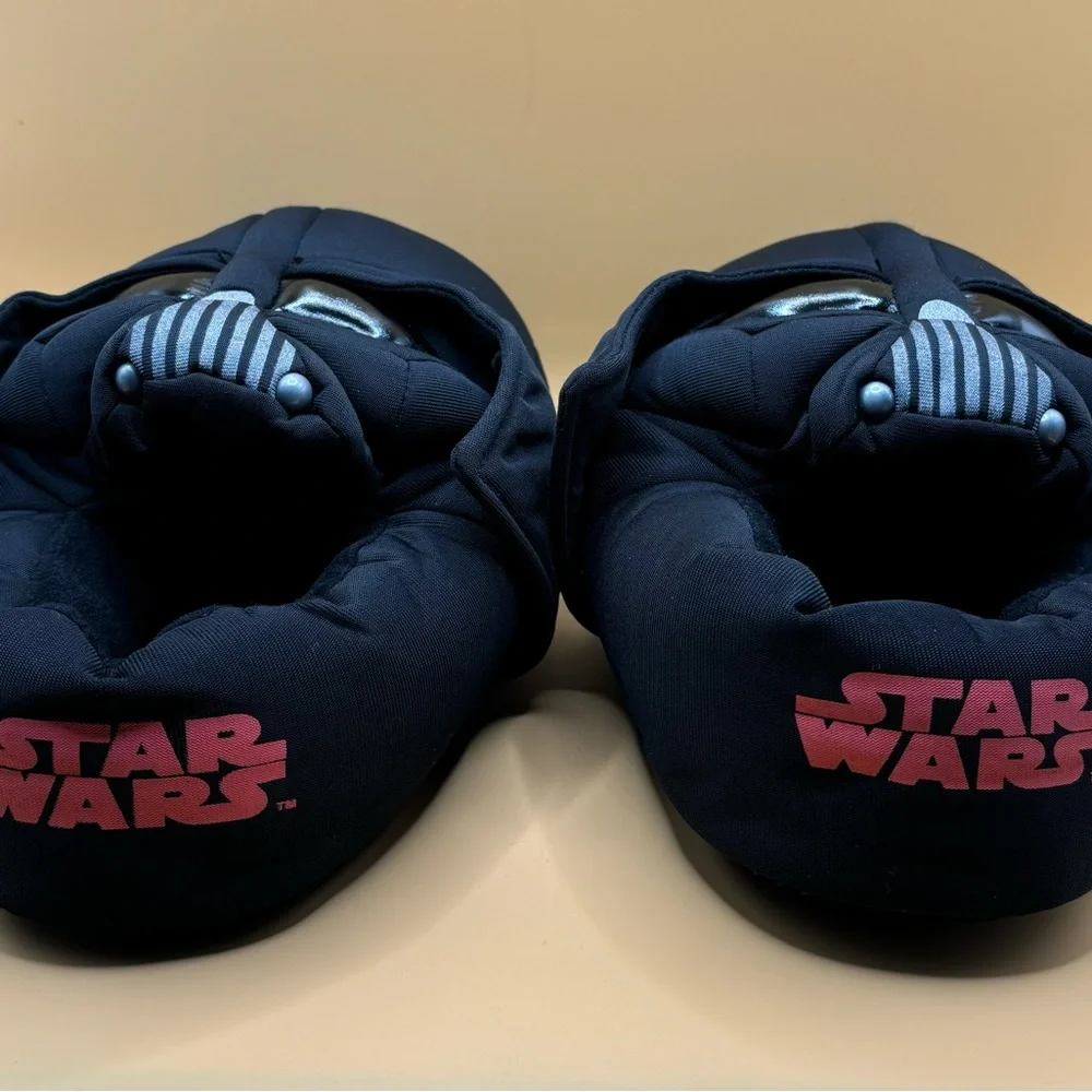 Star Wars Youth Dark‎ Vader Slippers Size 1-2 M